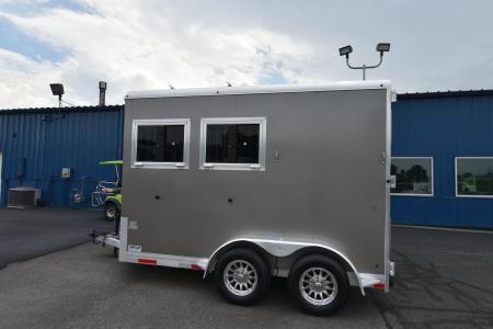 Used 2022 Merhow Trailers 2 horse bp Bronco Horse Trailer