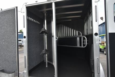 Used 2022 Merhow Trailers 2 horse bp Bronco Horse Trailer