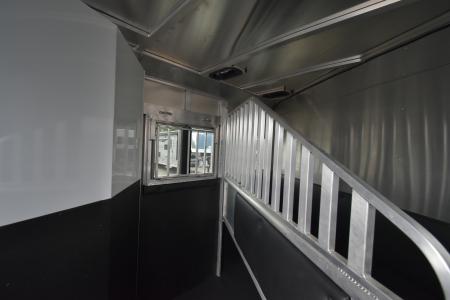 Used 2022 Merhow Trailers 2 horse bp Bronco Horse Trailer