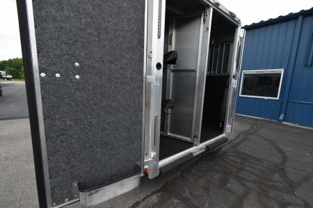 Used 2022 Merhow Trailers 2 horse bp Bronco Horse Trailer