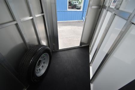 Used 2022 Merhow Trailers 2 horse bp Bronco Horse Trailer