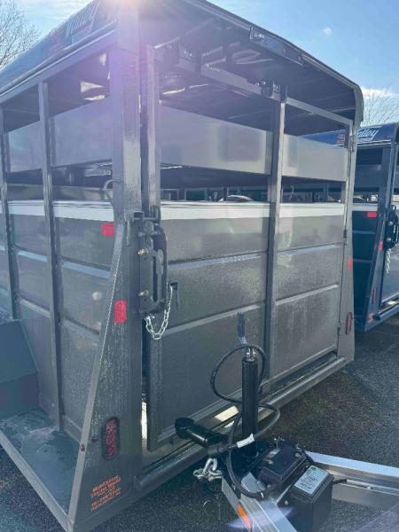 New 2025 Valley Trailers 26816 Stock / Stock Combo Trailer