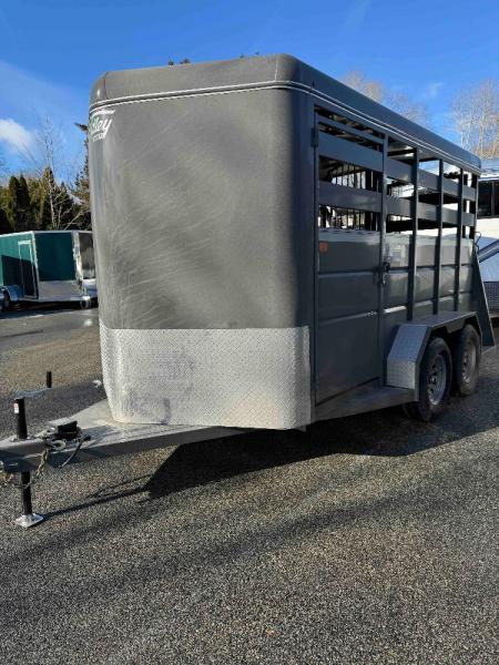 New 2025 Valley Trailers 26816 Stock / Stock Combo Trailer