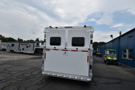 Used 2014 Kiefer Manufacturing Genesis Horse Trailer