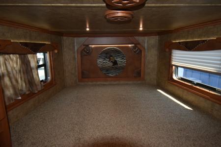 Used 2014 Kiefer Manufacturing Genesis Horse Trailer