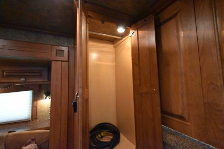 Used 2014 Kiefer Manufacturing Genesis Horse Trailer