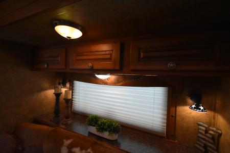 Used 2014 Kiefer Manufacturing Genesis Horse Trailer