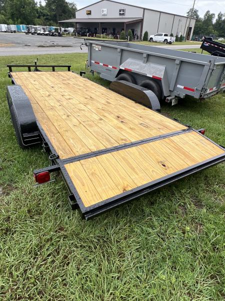New 2026 P & T Trailers 82X20WCH Car Hauler