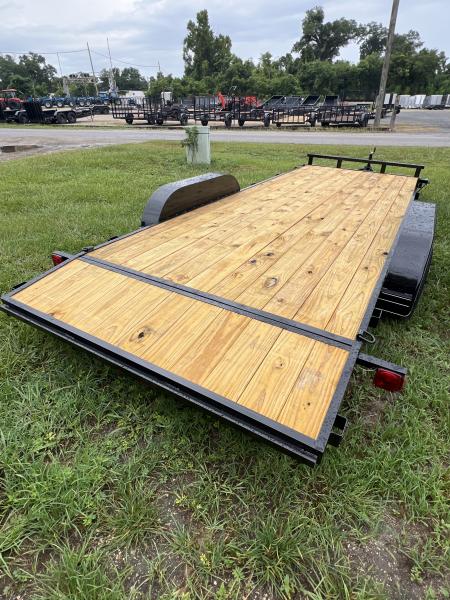 New 2026 P & T Trailers 82X20WCH Car Hauler