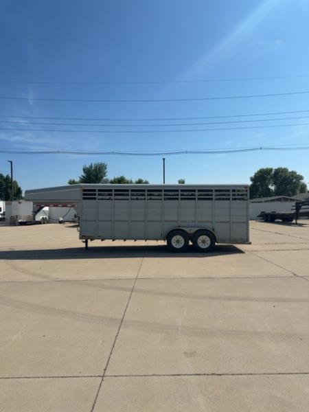 Used 2002 Circle D STK-20-GN Stock