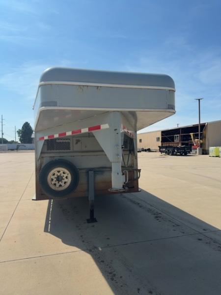 Used 2002 Circle D STK-20-GN Stock