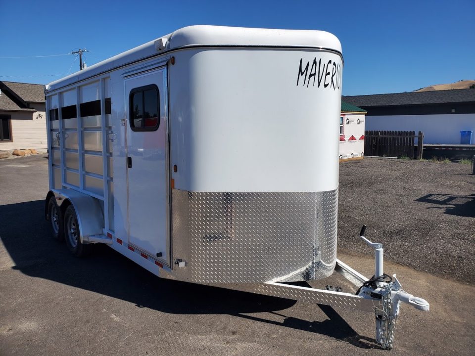 New 2027 Maverick 3 Horse Trailer