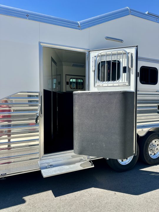 New 2027 Cimarron 4 Horse Side Load with 18'3" Outlaw Conversions Living Quarter