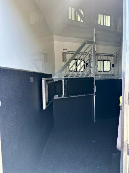 New 2027 Cimarron 4 Horse Side Load with 18'3" Outlaw Conversions Living Quarter