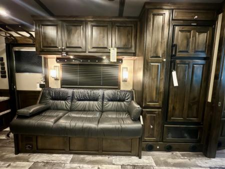 New 2027 Cimarron 4 Horse Side Load with 18'3" Outlaw Conversions Living Quarter