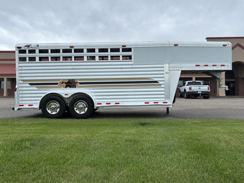 Used 2006 4-Star Trailers Stock/Combo Stock / Stock Combo Trailer