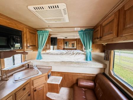 Used 2003 Hart Trailer U3HG - LQ Horse Trailer