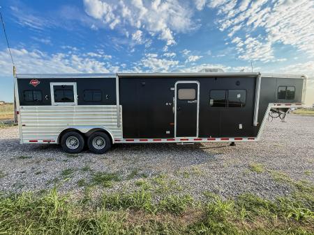 Used 2003 Hart Trailer U3HG - LQ Horse Trailer