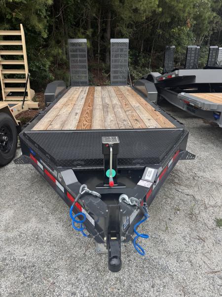 New 2026 Diamond C 82x18' Equipment, 2' Dove & Ramps LPX207