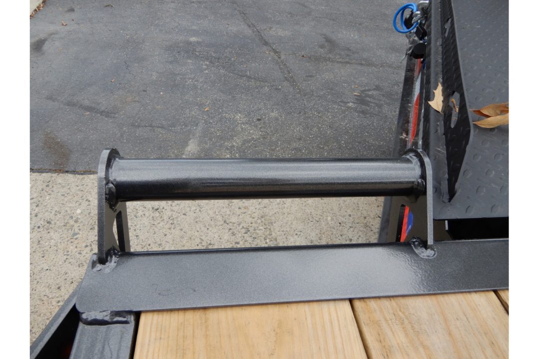 New 2026 Diamond C 8.5x24' Equipment, Deckover w/Dove & Ramps DEC207