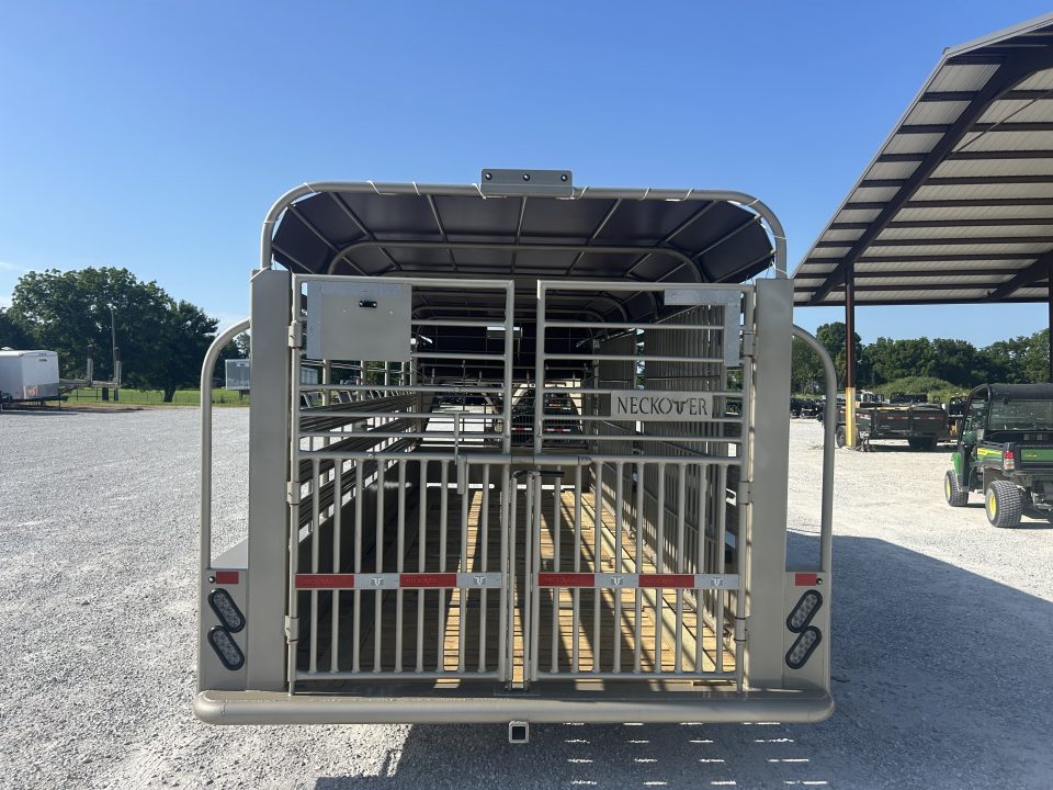 New 2026 Neckover GN BARTOP 6'8X20X6'6 WOOD FLOOR Stock / Stock Combo Trailer