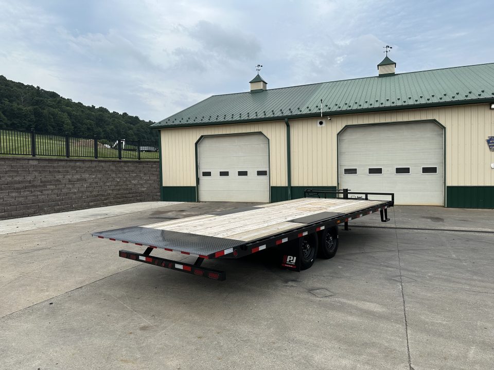 New PJ Trailers 22' Hydraulic Deckover Tilt with Scissor Lift (T8)