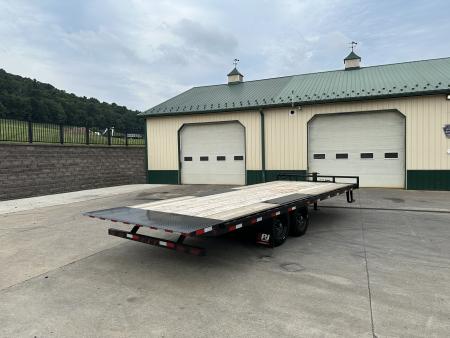 New PJ Trailers 22' Hydraulic Deckover Tilt with Scissor Lift (T8)