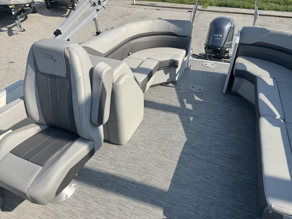 Used 2024 Bennington 22' SSRXC Express-toon Boat
