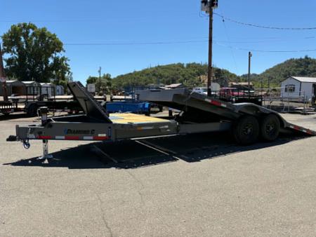 New EQUIPMENT TRAILER 2026 Diamond C HXD207 DRIVE OVER FENDERS 22' x 102  15500 GVWR SPLIT TILT