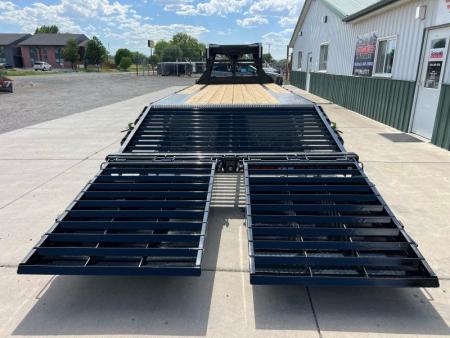 New 2027 Load Trail 102"x25' Low Pro GN Gooseneck Bodies