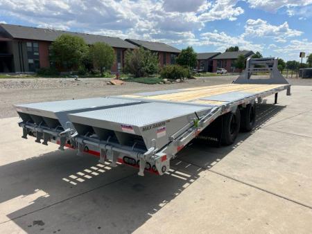 New 2027 Load Trail 102"x32' Low Pro GN Gooseneck Bodies