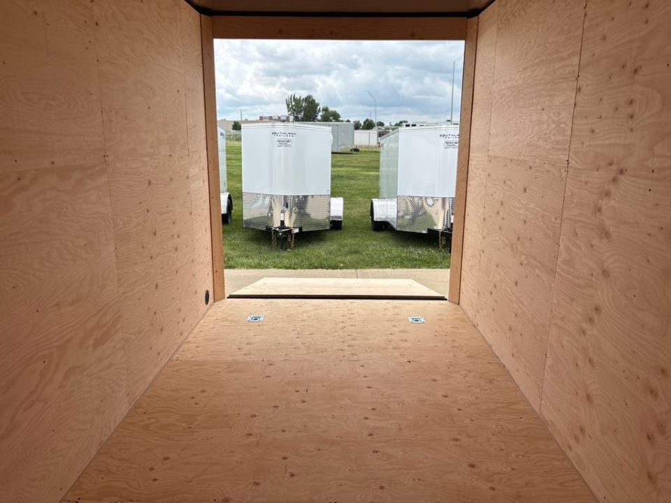 New 2026 SOUTHLAND TRAILER CORP. LCHT35-716V-86R Cargo / Enclosed Trailer