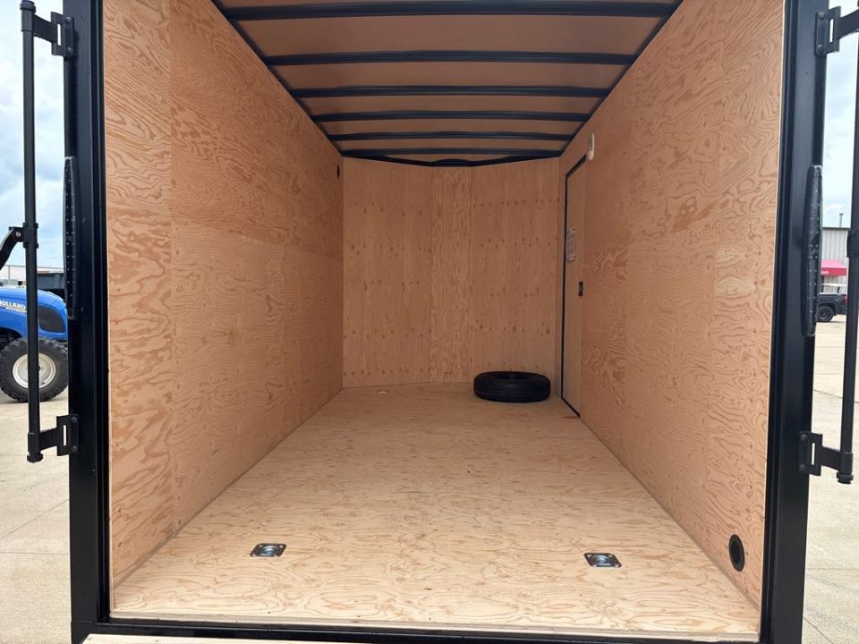 New 2026 SOUTHLAND TRAILER CORP. LCHT35-716V-86R Cargo / Enclosed Trailer