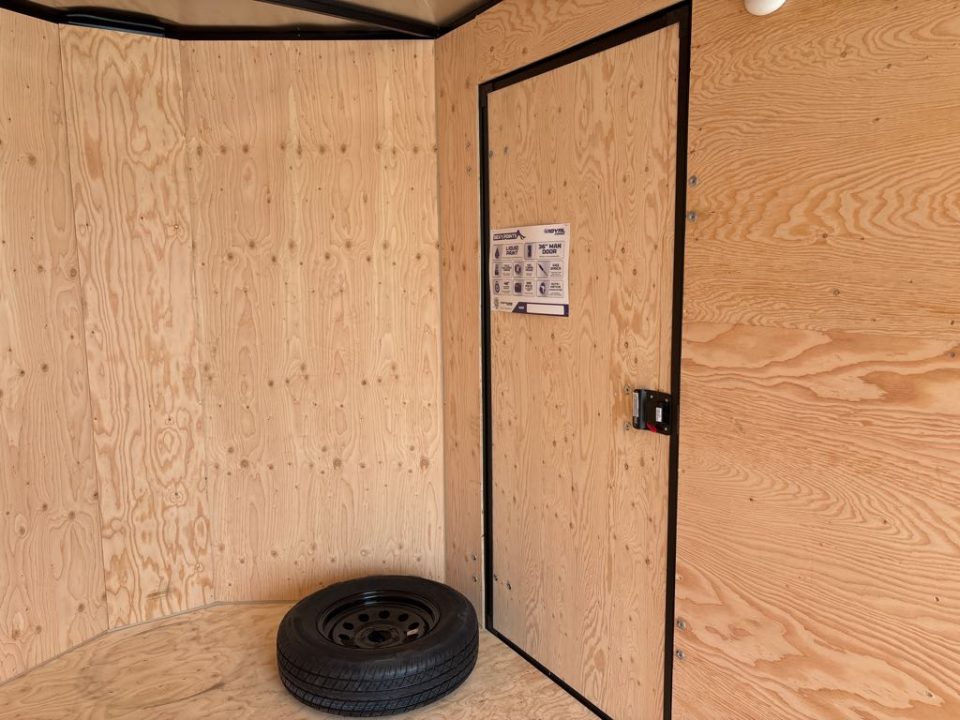 New 2026 SOUTHLAND TRAILER CORP. LCHT35-716V-86R Cargo / Enclosed Trailer