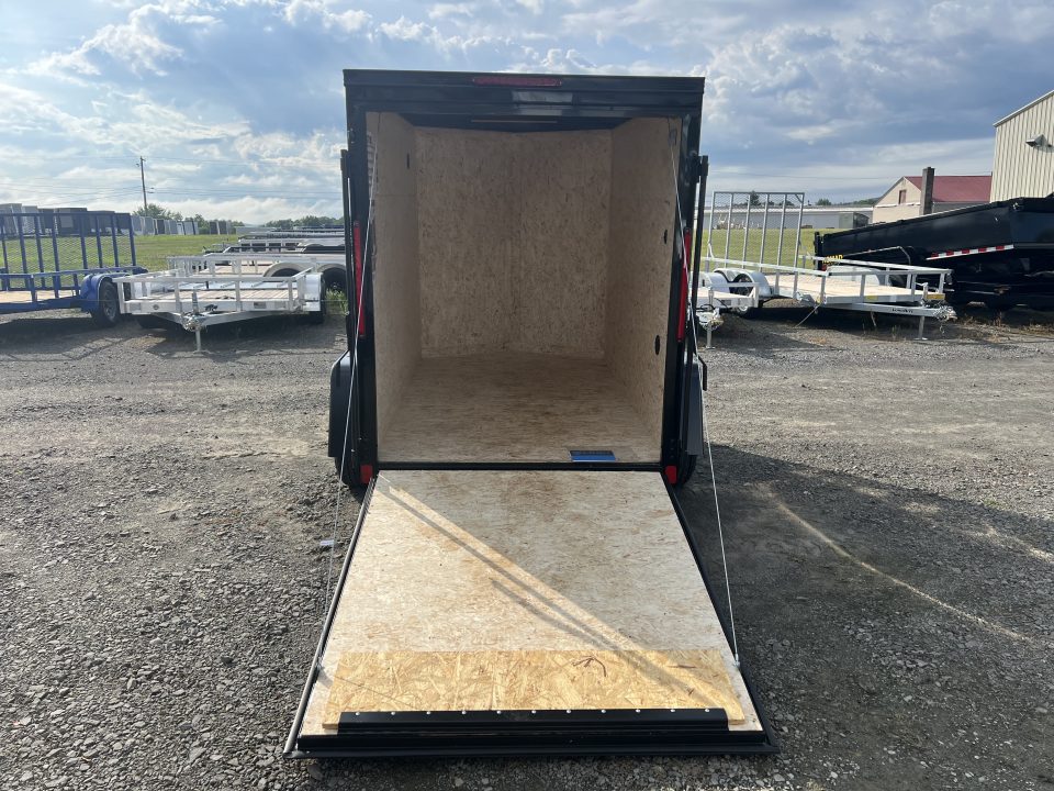 New 2026 Look Trailers 5x8 ST-DLX RAMP DOOR Cargo / Enclosed Trailer