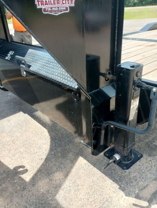 Used 2026 Midsota TBWB-26'X102" Gooseneck Tilt Trailer
