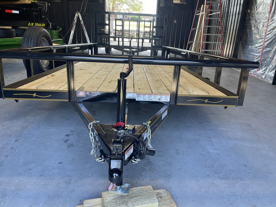 New 2026 Kearney 16' 7K Pipe Top Utility Trailer