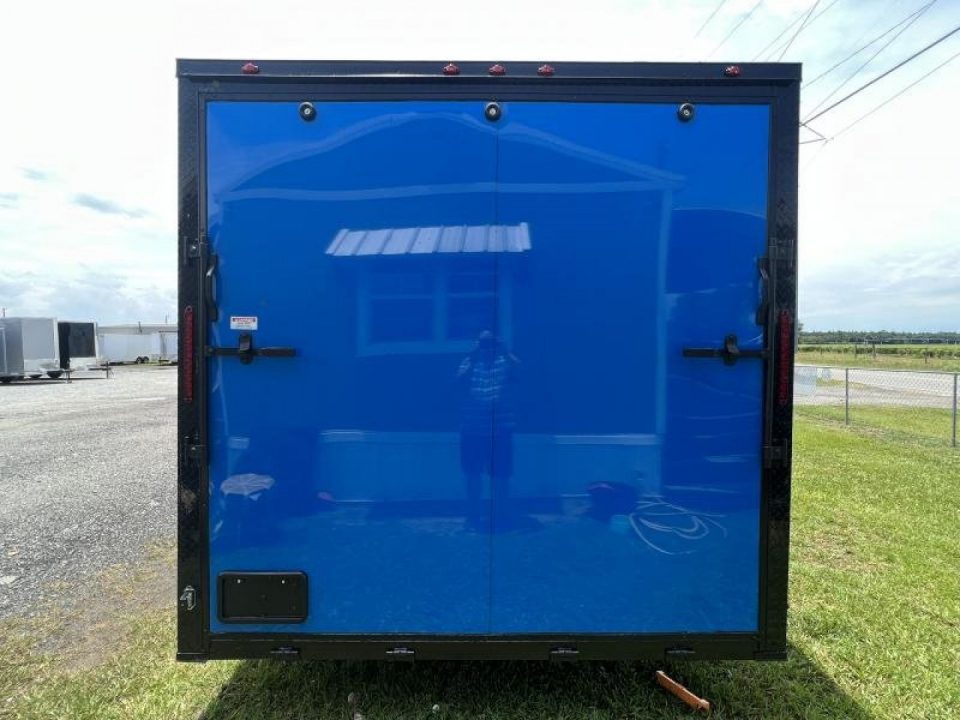 New 2027 South Georgia Cargo 8.5x28 Tandem Axle Enclosed Car Hauler – Charcoal Polycore