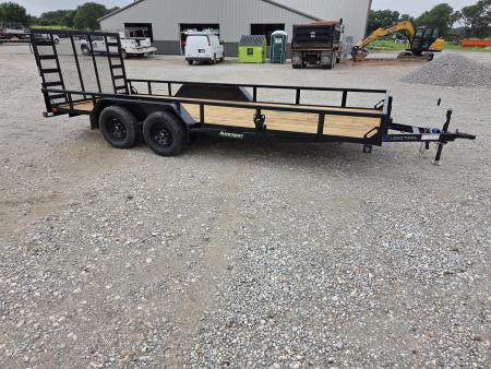 New 2026 Load Trail 83X18 TANDEM 7K TUBE TOP UTILITY W/4' SPRING GATE