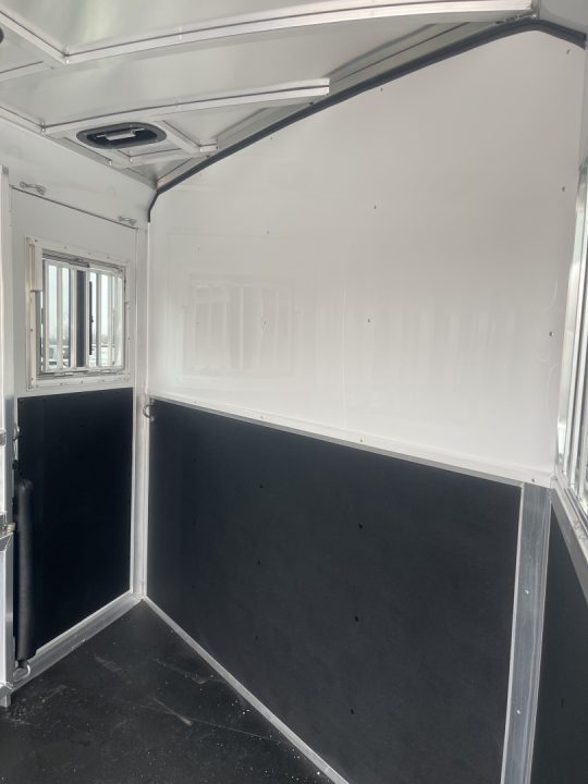 New 2026 Bar-M Trailers ES730SL- 3H BP Horse Trailer