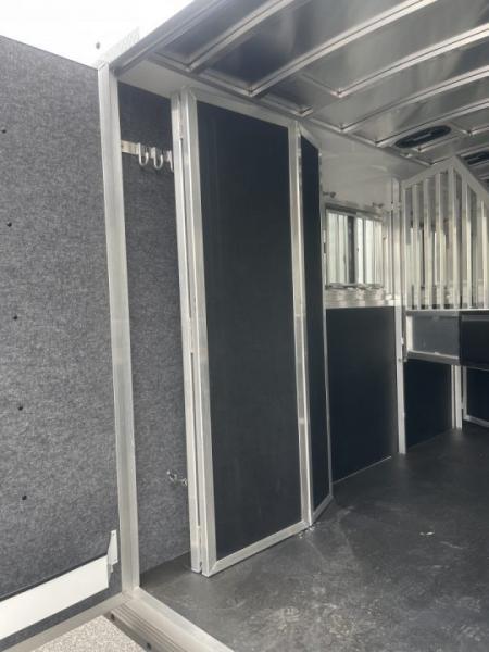 New 2026 Bar-M Trailers ES730SL- 3H BP Horse Trailer