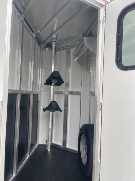 New 2026 Bar-M Trailers ES720SL Horse Trailer
