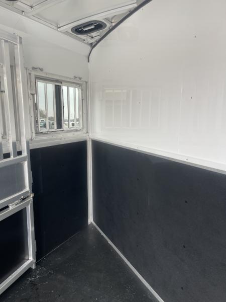 New 2026 Bar-M Trailers ES720SL Horse Trailer