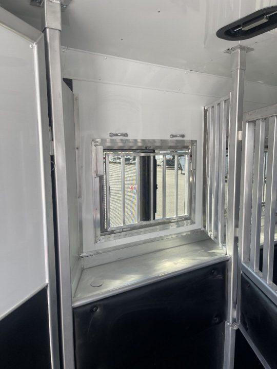 New 2026 Merhow Trailers 8310-A FK-NS Horse Trailer