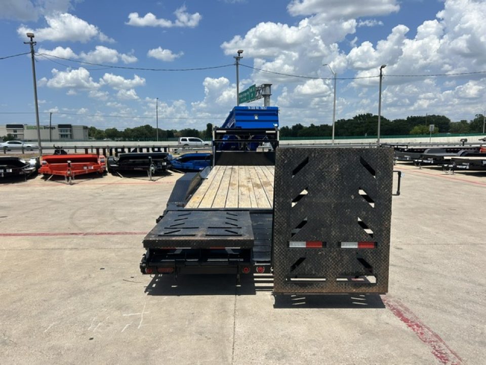 Used 2024 Iron Bull ETG 102x26 Equipment Trailer
