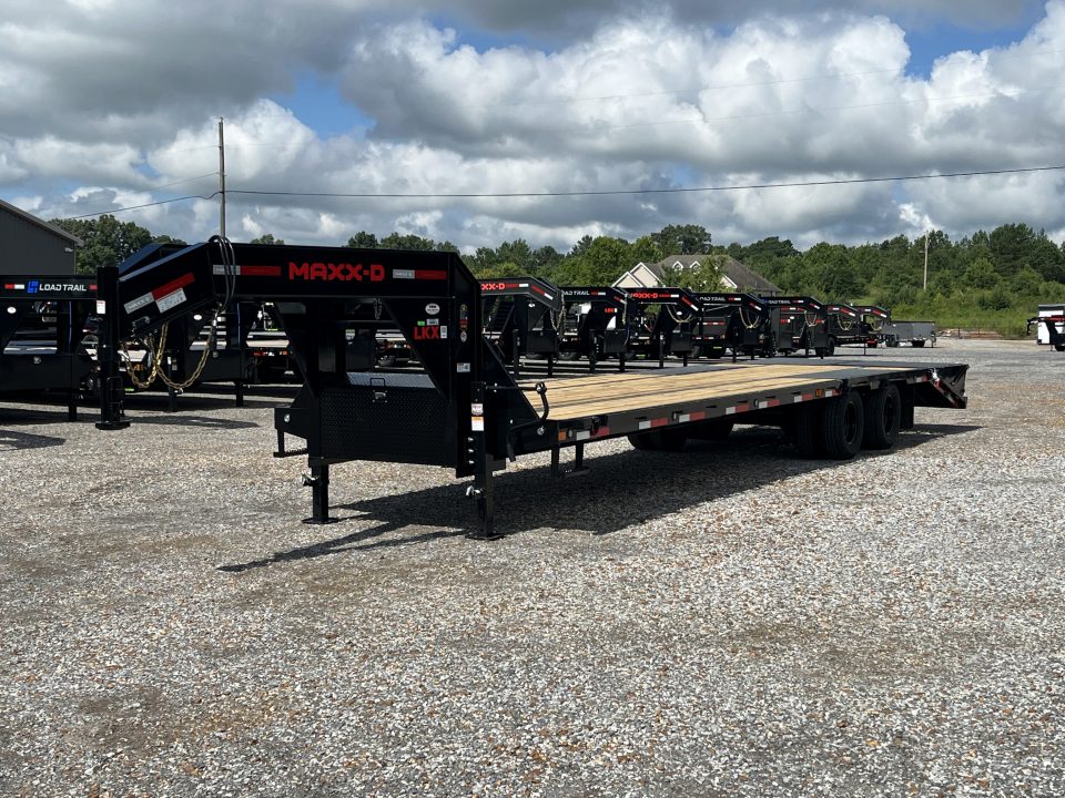New 2027 MAXX-D 102"X32' 25K Gooseneck Flatbed Trailer