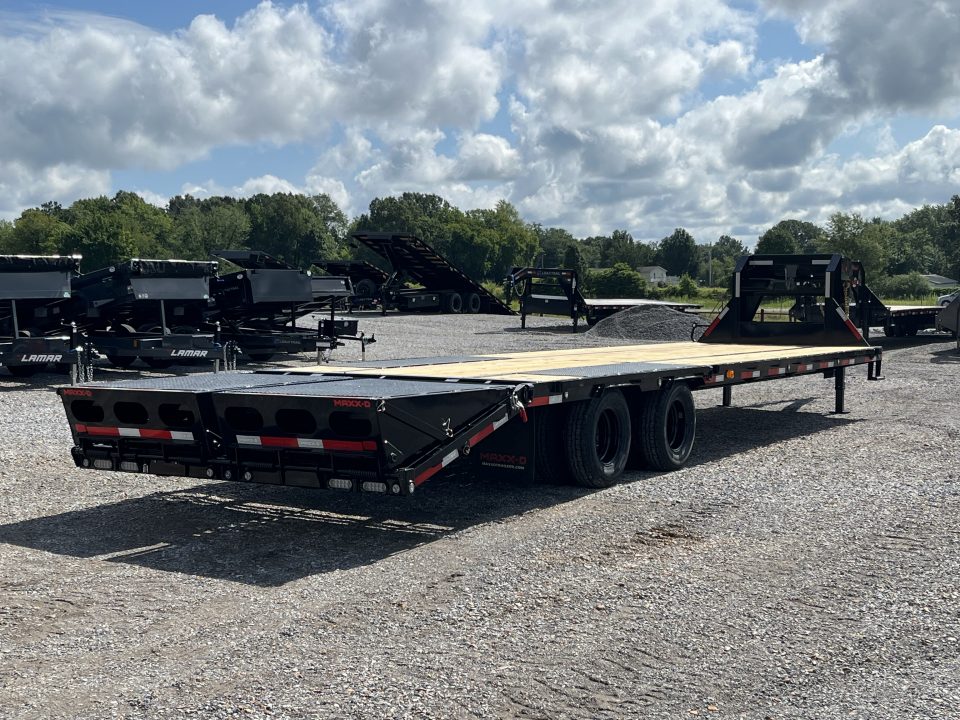 New 2027 MAXX-D 102"X32' 25K Gooseneck Flatbed Trailer
