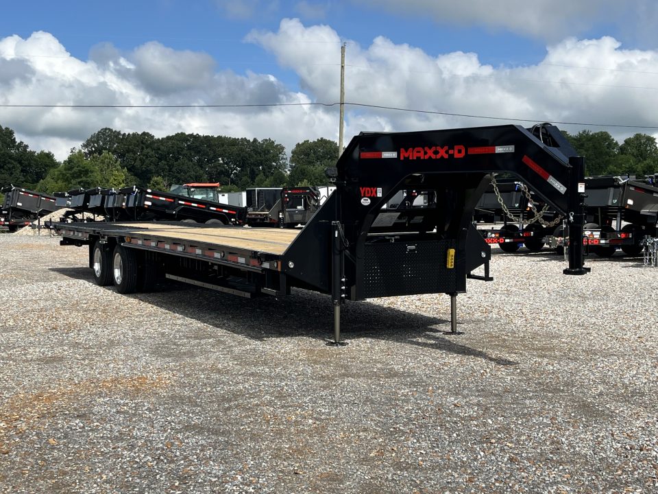 New 2027 MAXXD Hydraulic Dovetail Gooseneck Trailer | 34' x 102' 30K GVWR
