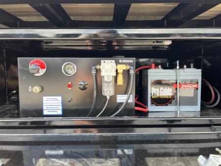 New 2027 MAXXD Hydraulic Dovetail Gooseneck Trailer | 34' x 102' 30K GVWR