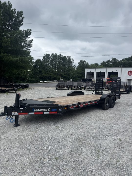 New 2026 Diamond C 82x22' Equipment, 2' Dove & Ramps LPX207